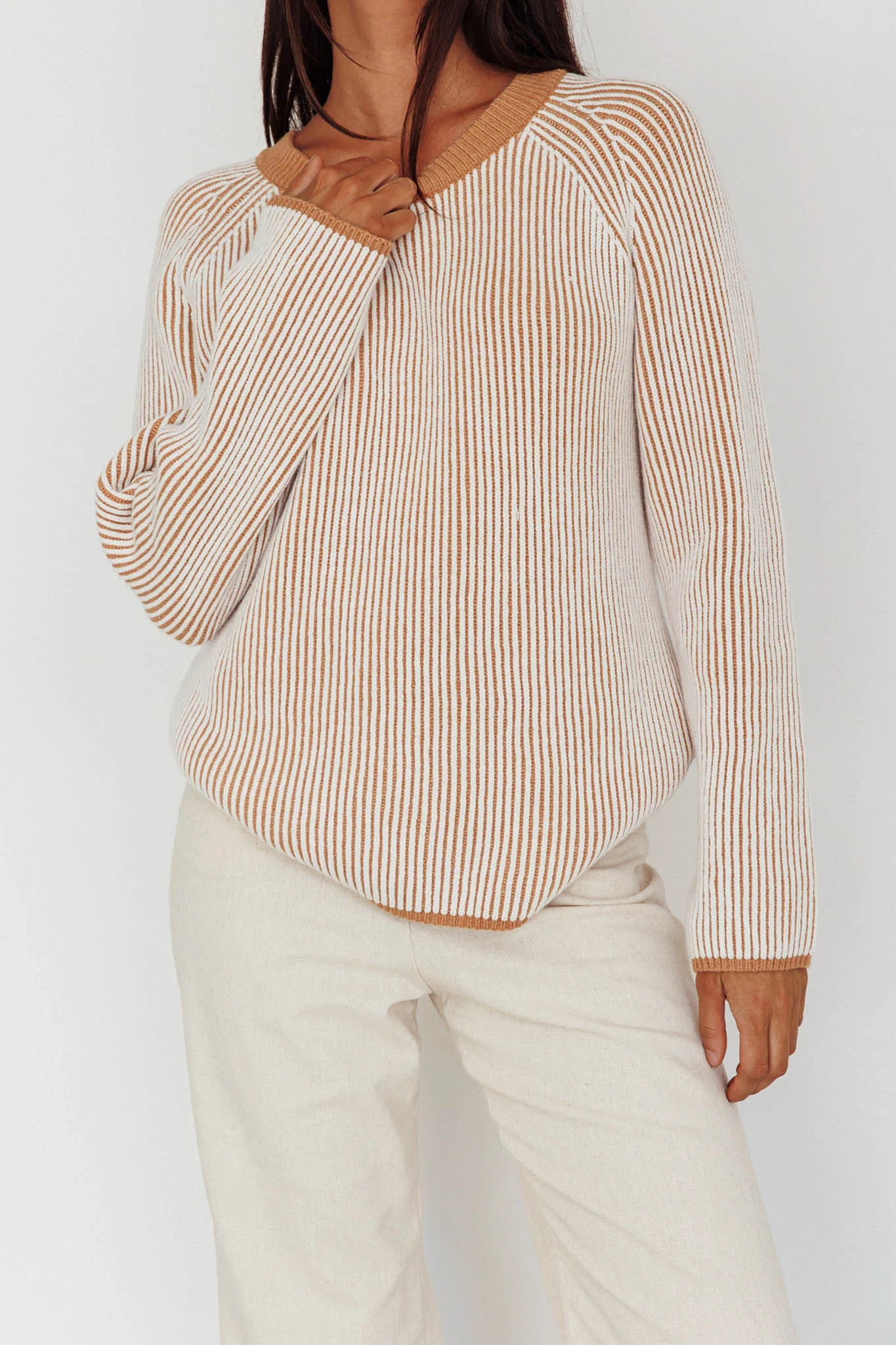 Trafalgur Ribbed Knit Sweater Camel