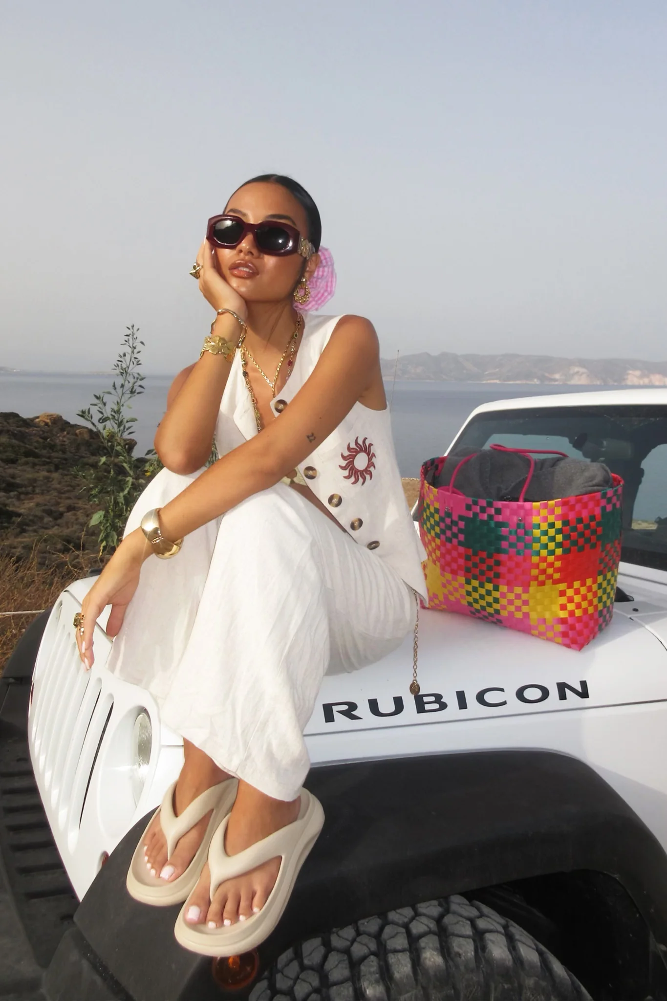 Swing Of Things Sun Sleeveless Buttoned Vest Oat