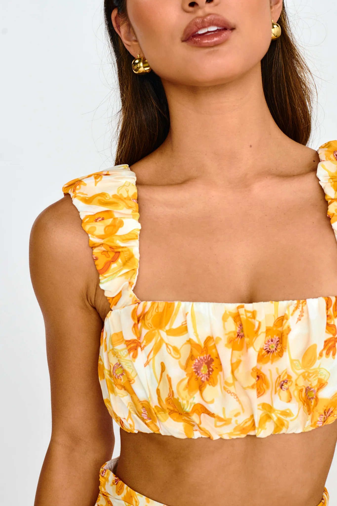 Suenito Gathered Crop Top Floral Orange