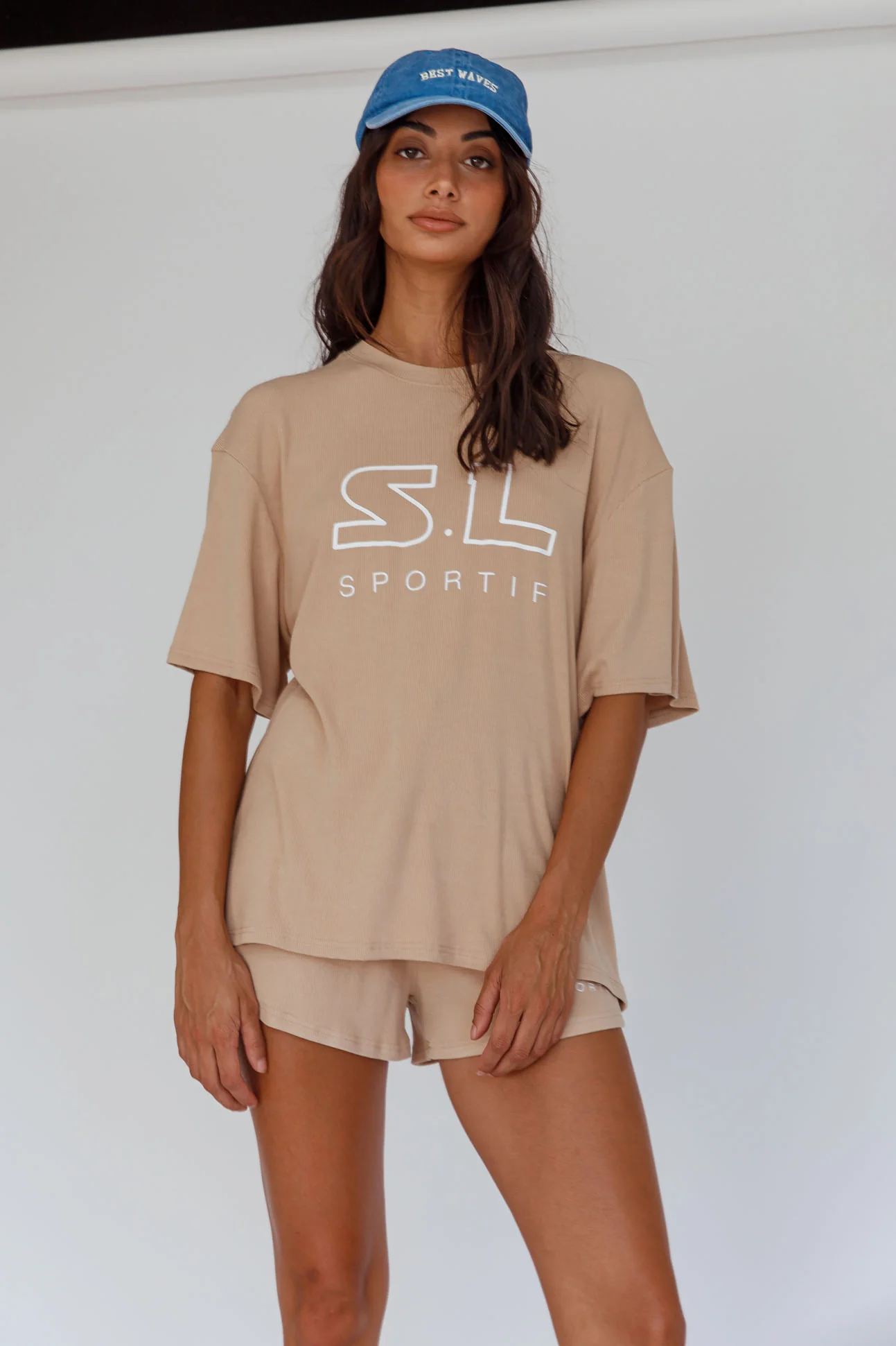 On Track SL Logo T-Shirt Camel
