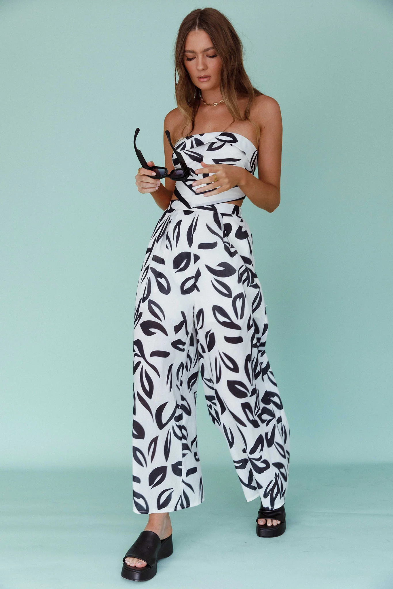 Randi Tie-Back Top Leaf Print Black