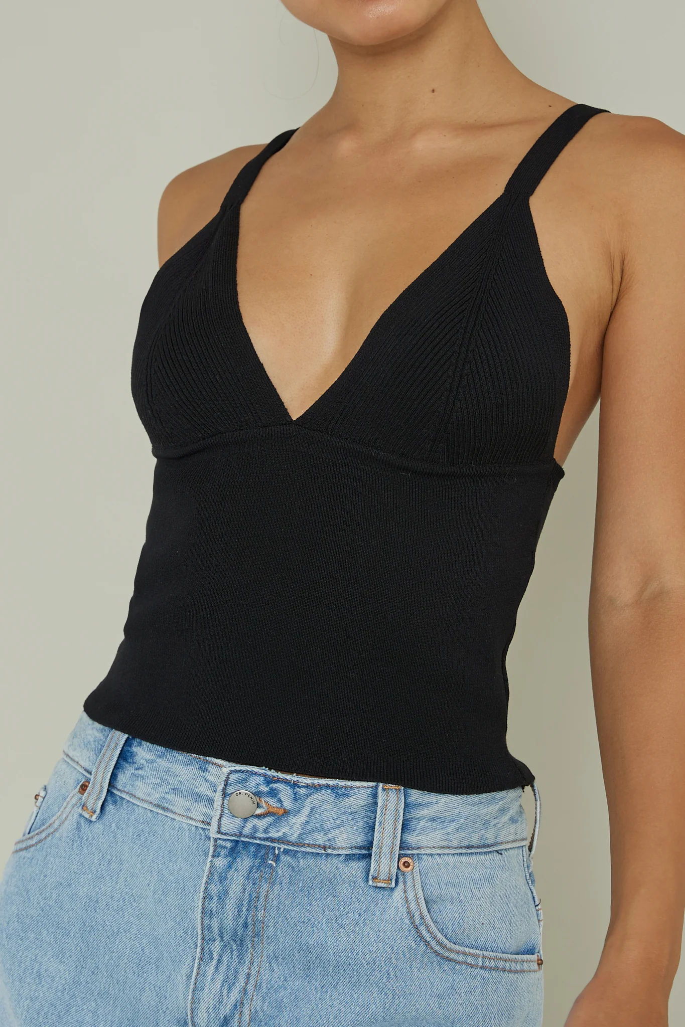 City V-Neck Knit Top Black