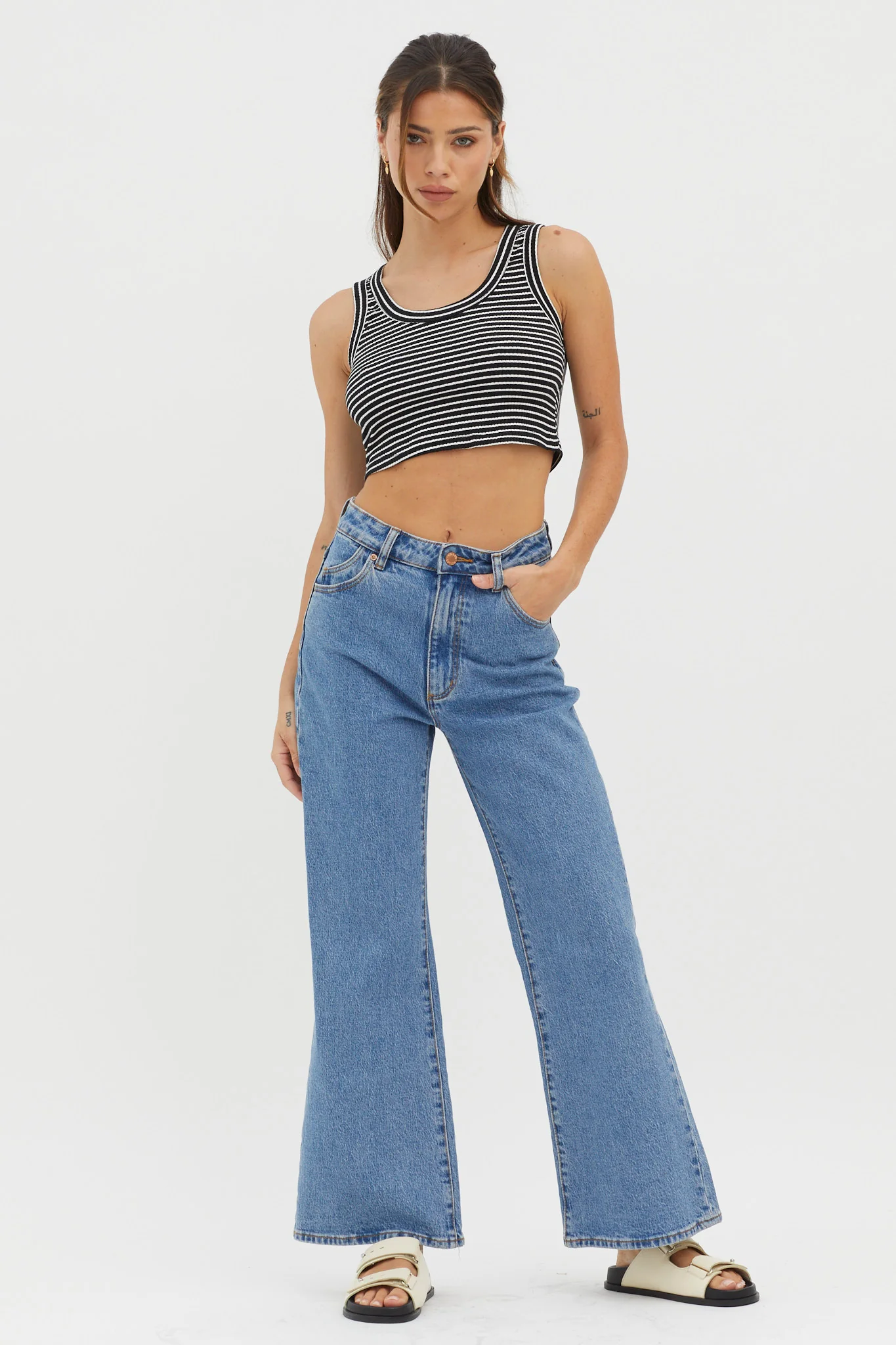 In Sync Scoop Neck Crop Top Black Base