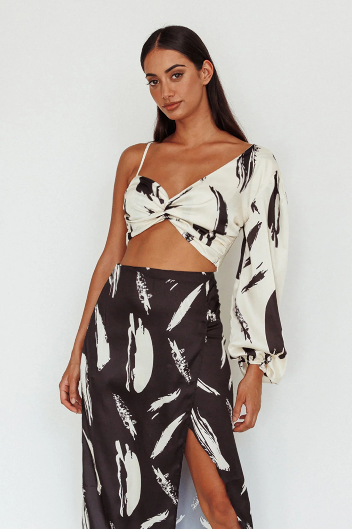 Amina Twist Bust Crop Top Printed Off White