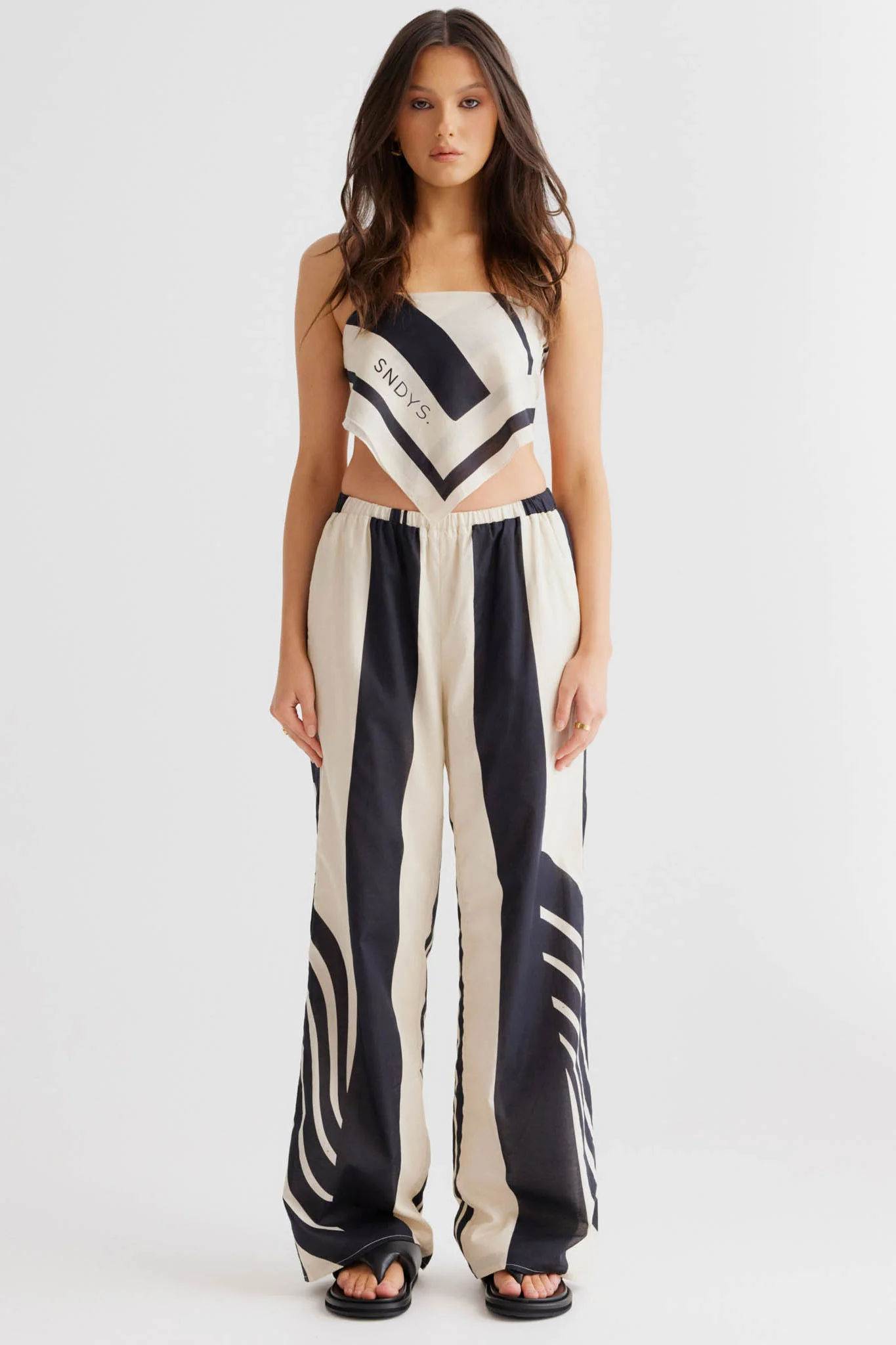 SNDYS Alba Wrap Black Print