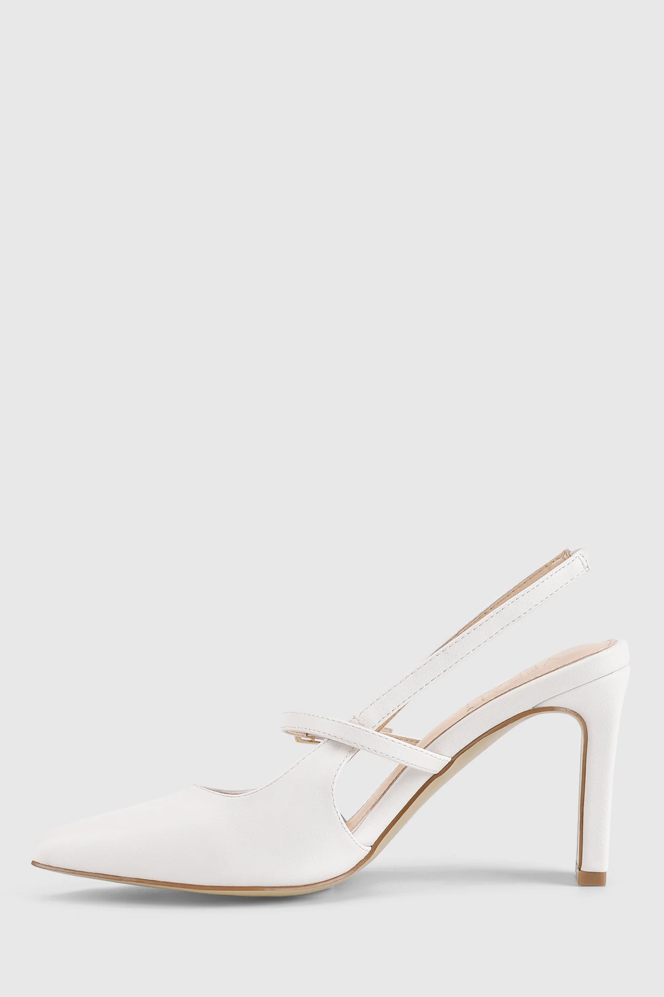 VERALi Kimchi Slingback Block Heels White