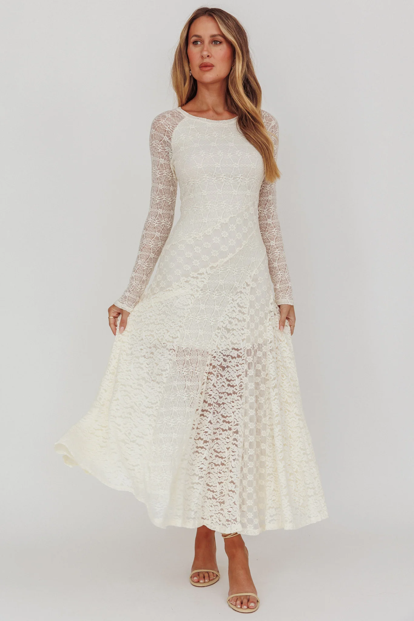 Tarly Long Sleeve Lace Maxi Dress Cream