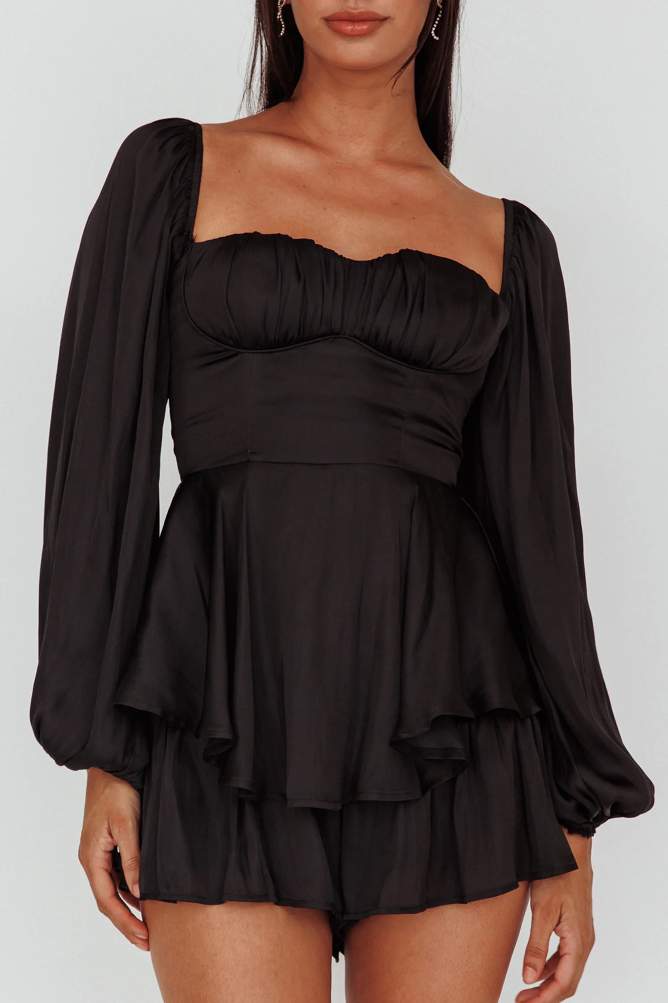 New Light Balloon Sleeve Romper Black