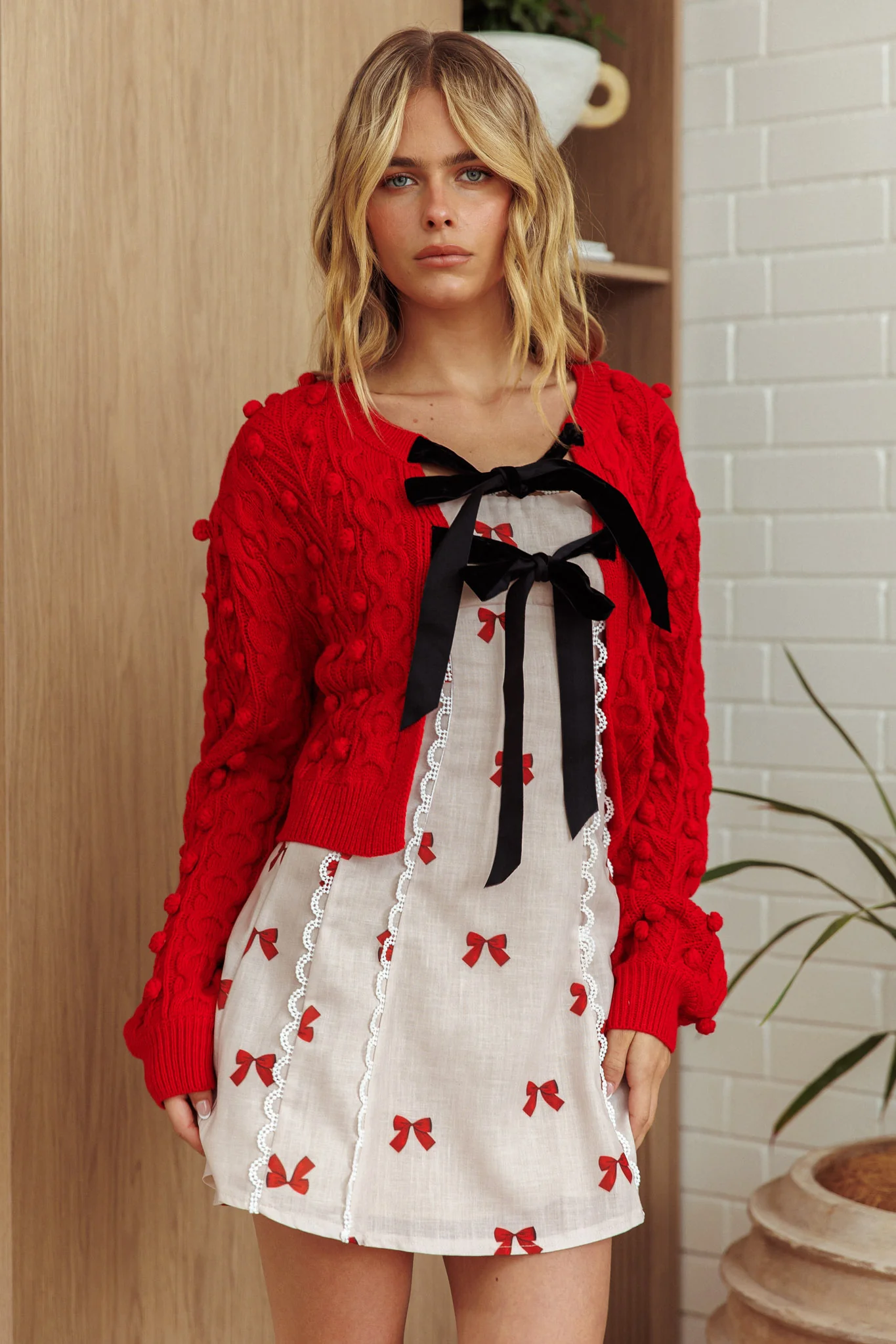 Tera Velvet Bow Cardigan Red