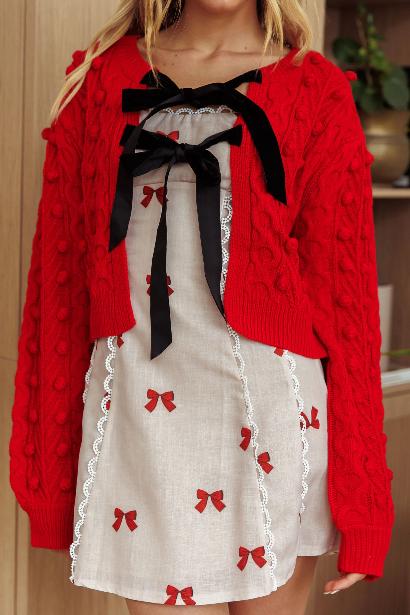 Tera Velvet Bow Cardigan Red