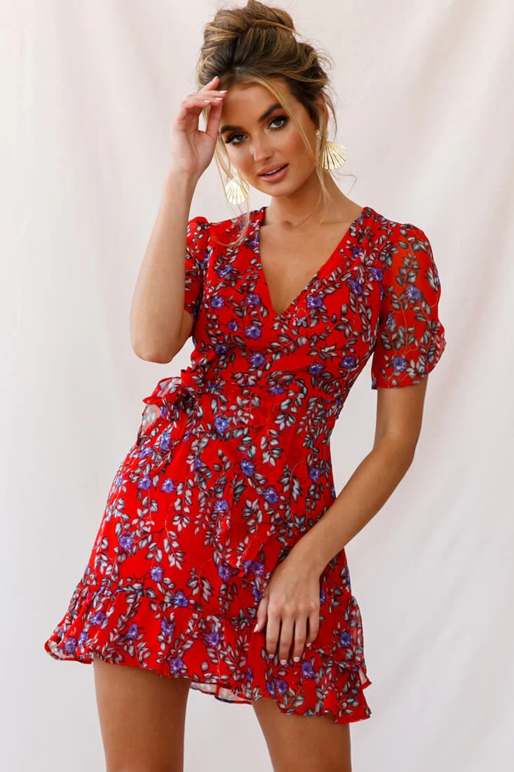 Edie V-Neck Chiffon Dress Red