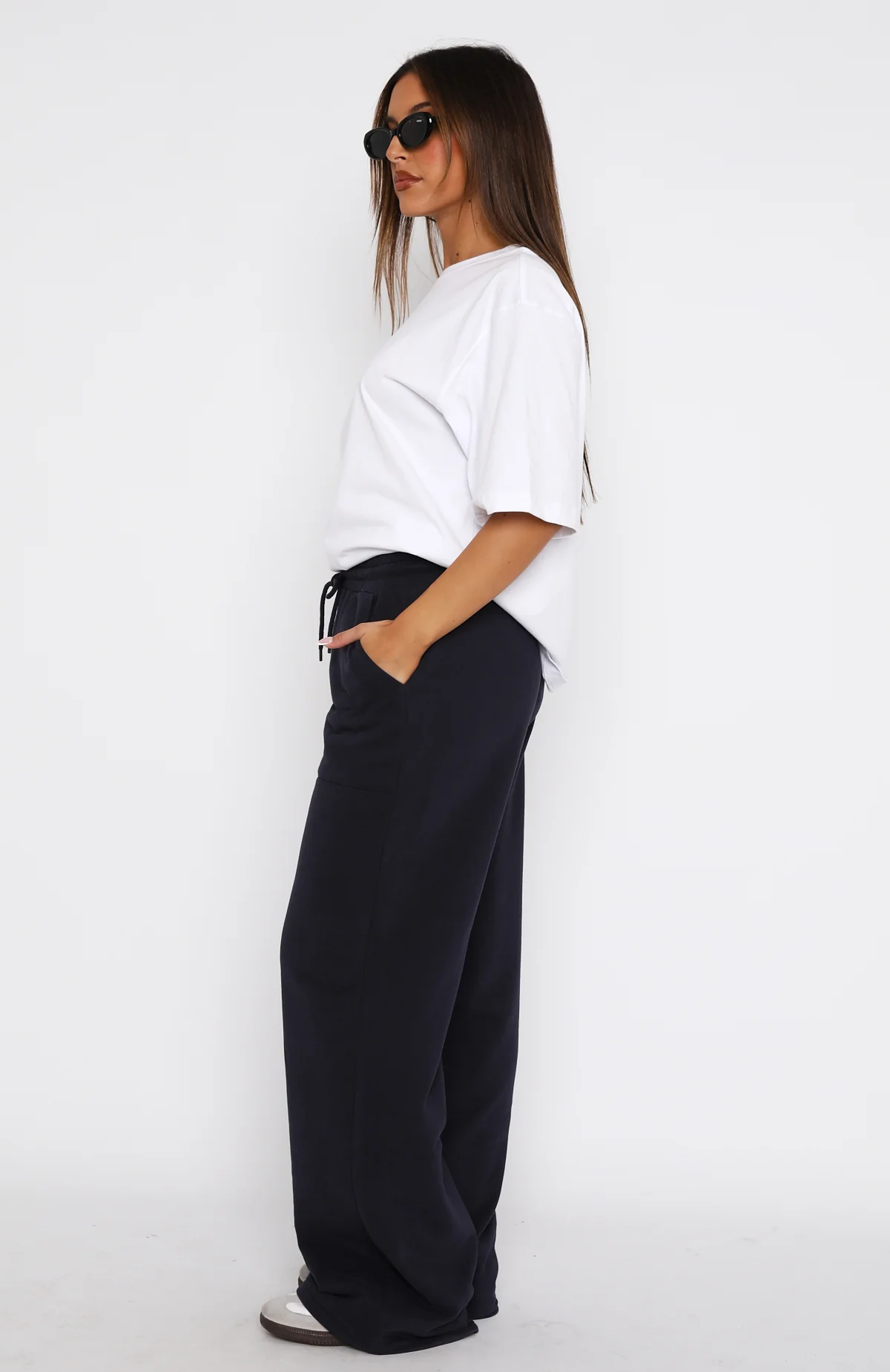 You'd Love It Here Wide Leg Sweatpants Navy