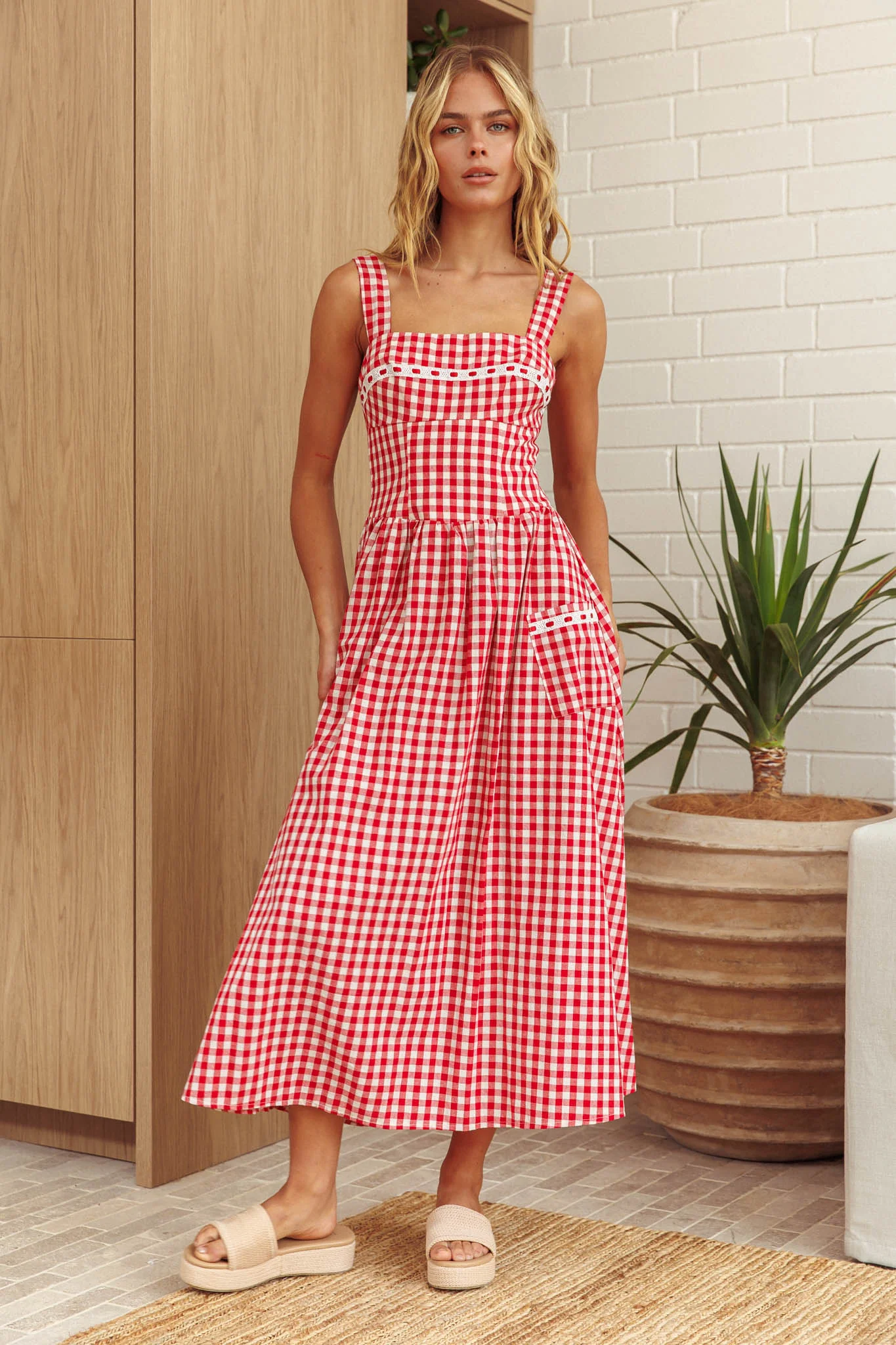 Elderflower Front Pocket Maxi Dress Gingham Red