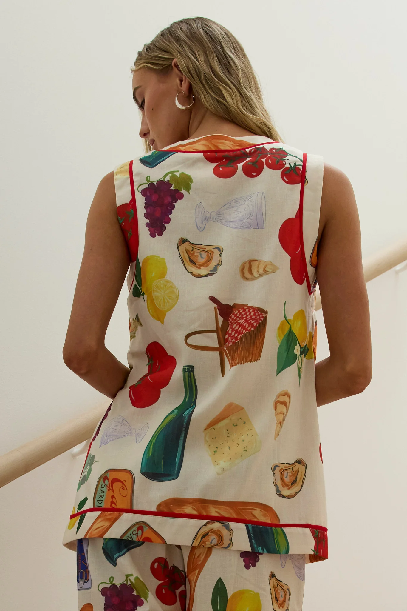 Canyons Sleeveless Button Top Print Beige