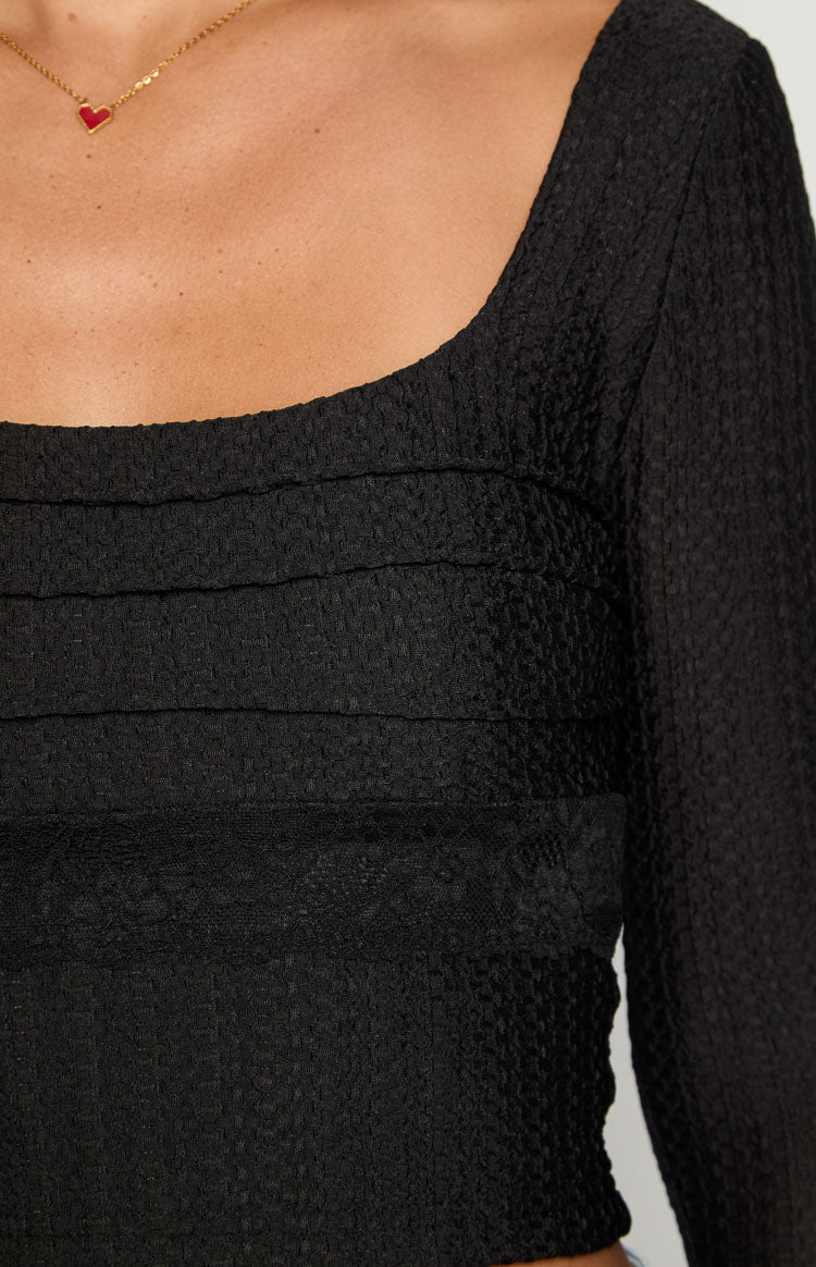 Vida Black Long Sleeve Top