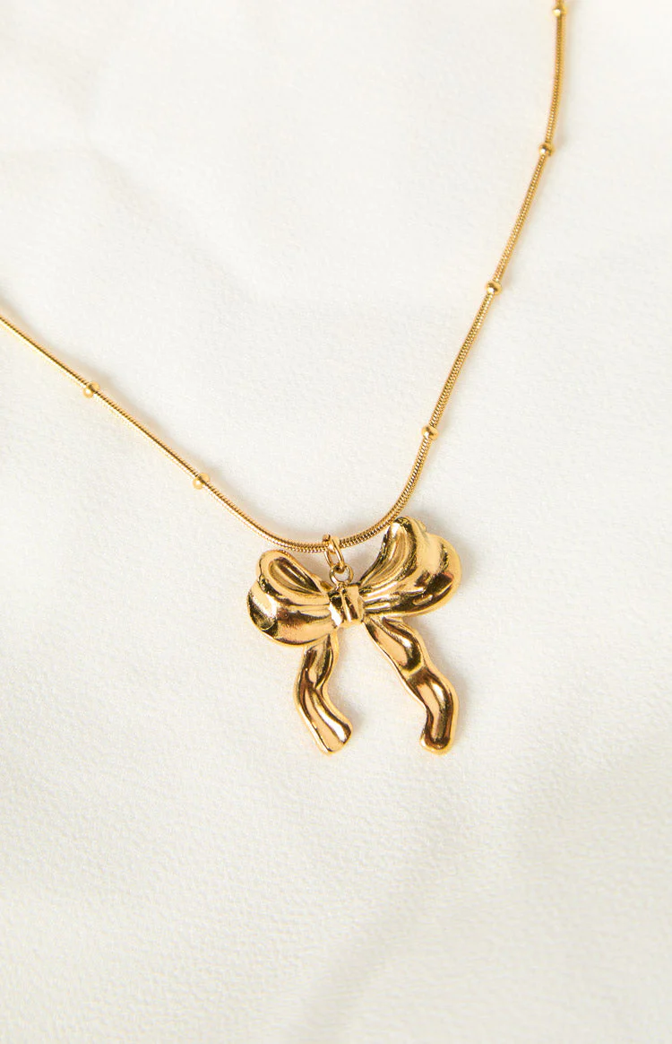 Leander Gold Bow Knot Pendant Necklace
