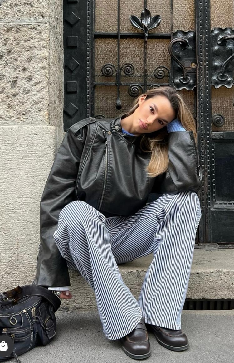 Lioness Onyx Driftwood Bomber