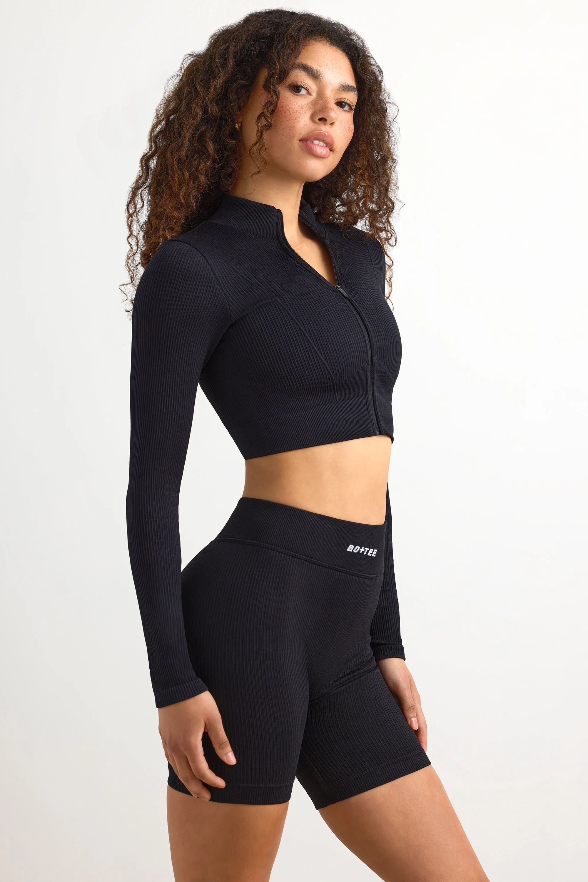 FlexiRib Zip-Up Cropped Jacket in Black