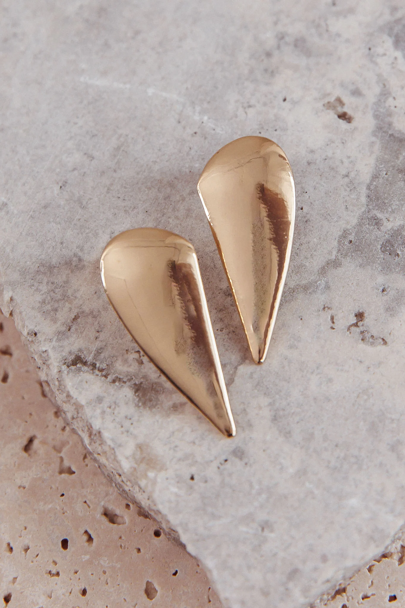 Peta Teardrop Earrings Gold