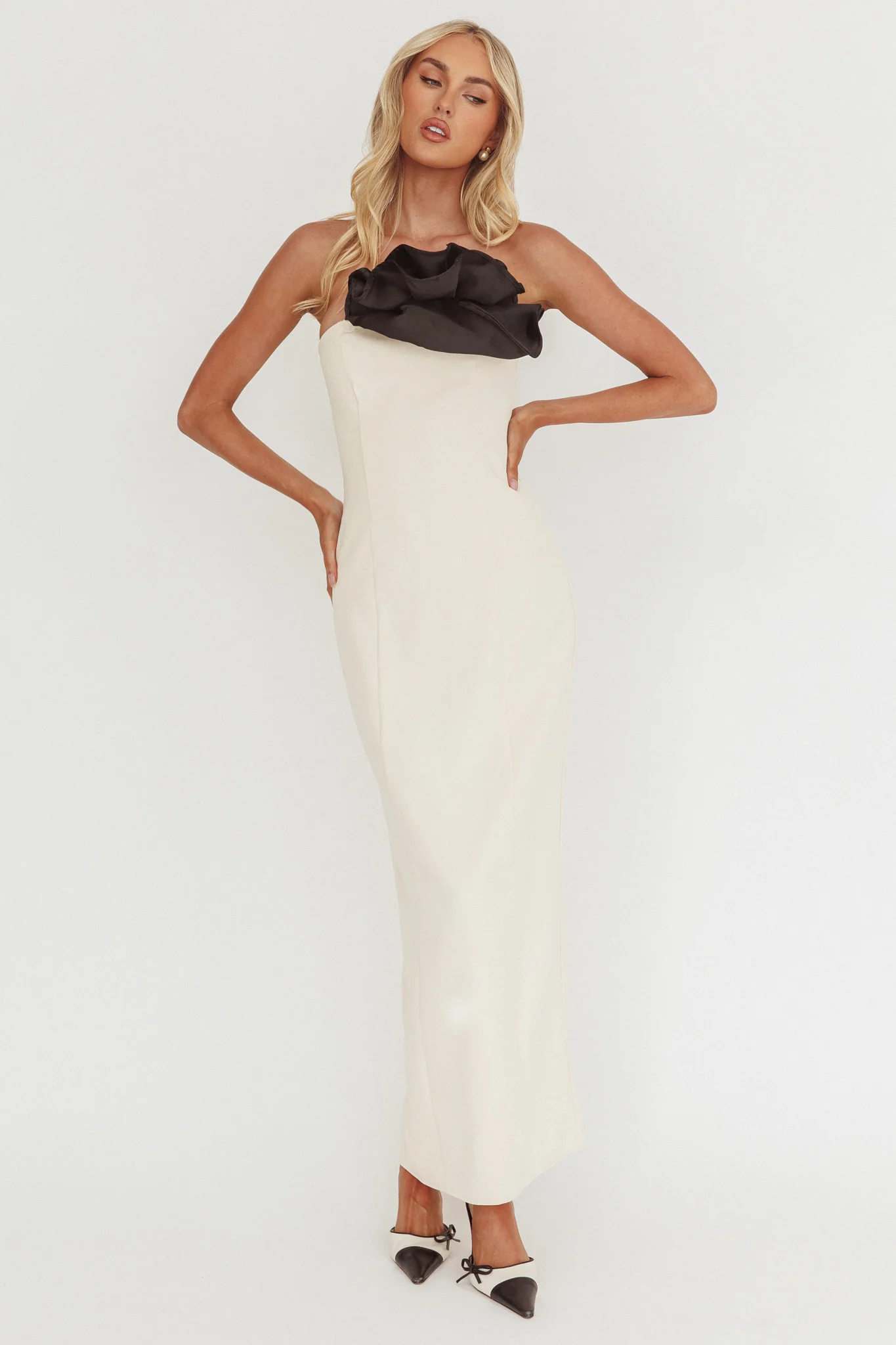 Lonnie Neckline Decoration Maxi Dress Cream