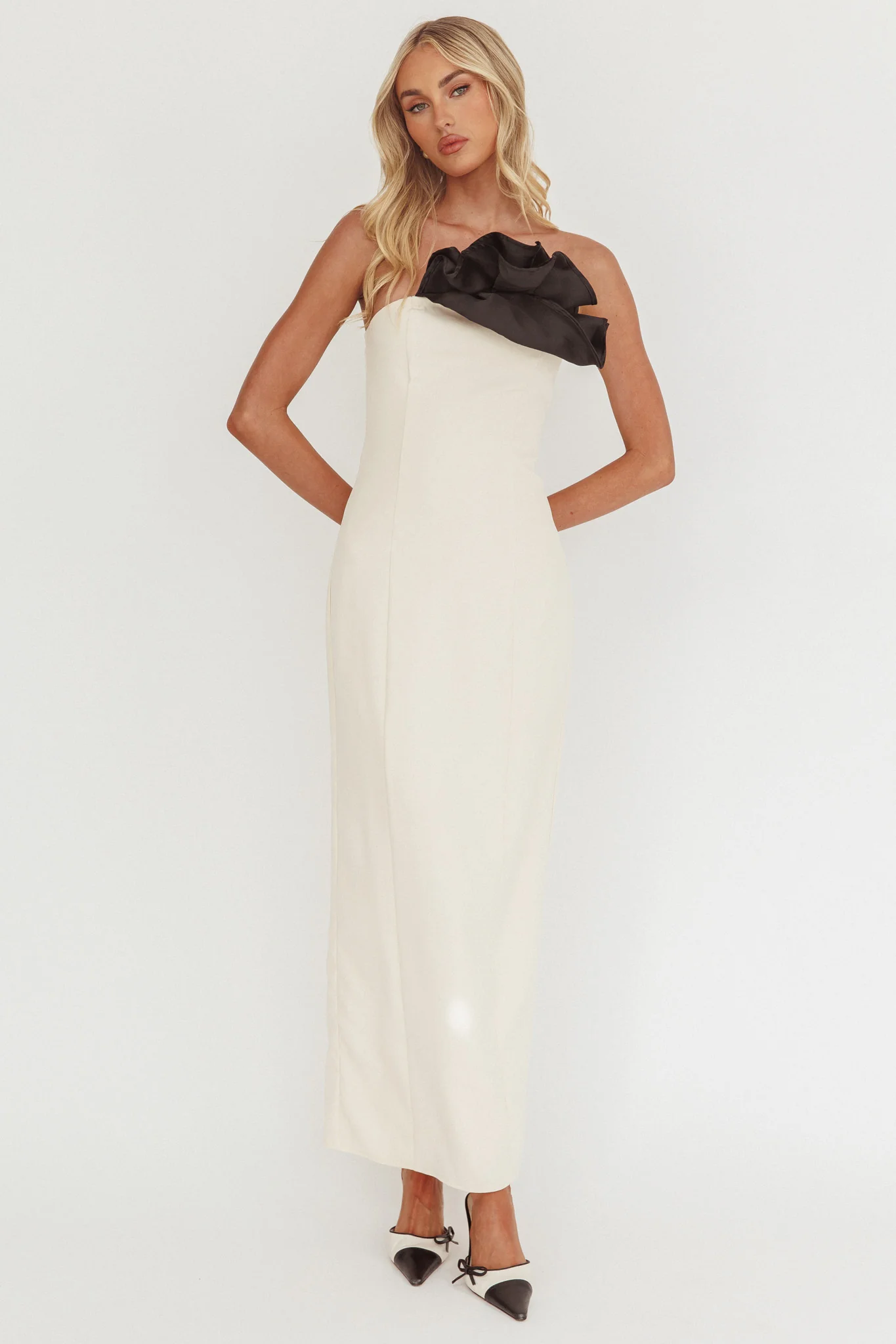 Lonnie Neckline Decoration Maxi Dress Cream