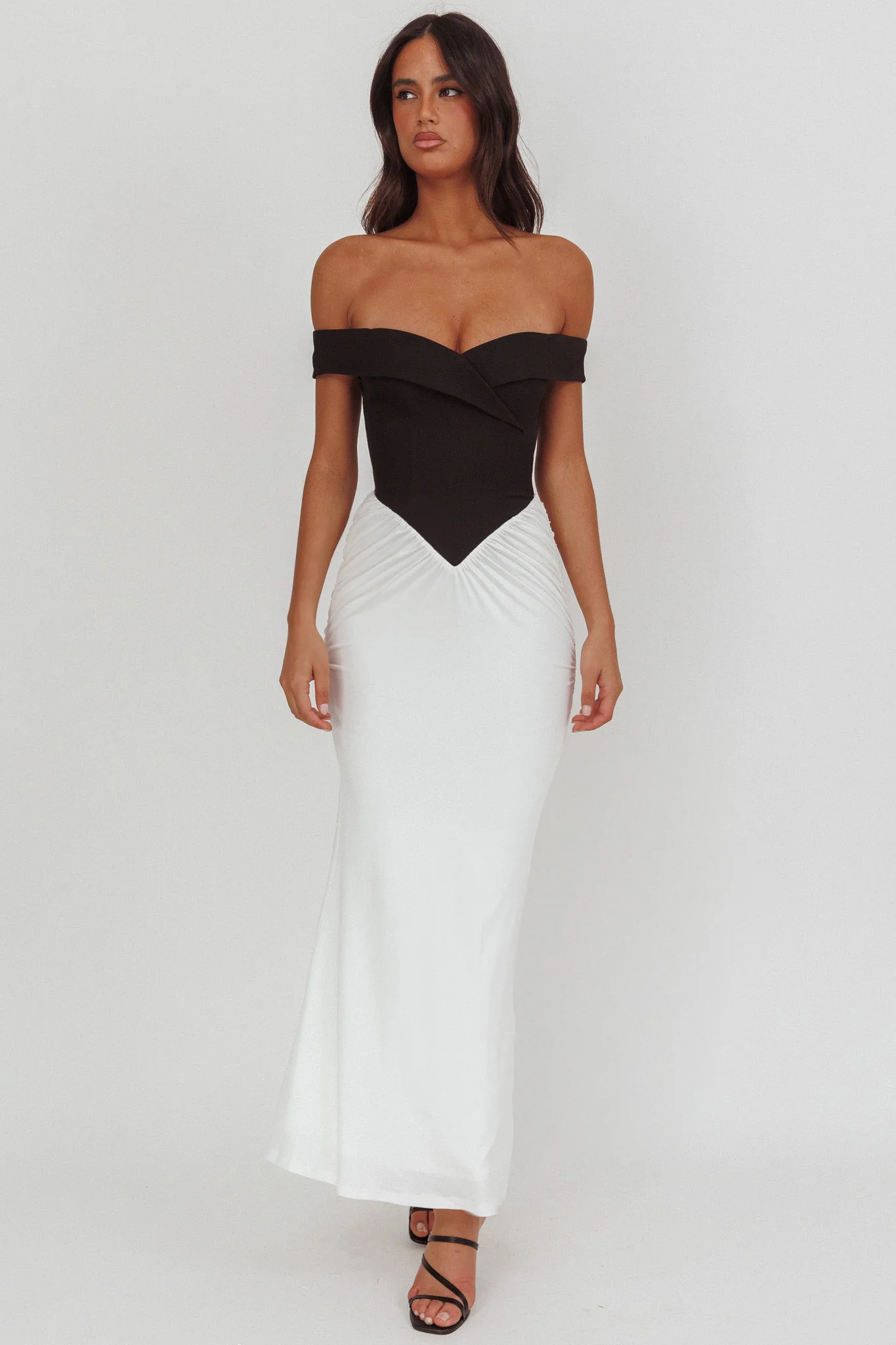 Yasmine Contrasting Bodice Maxi Dress Black/White