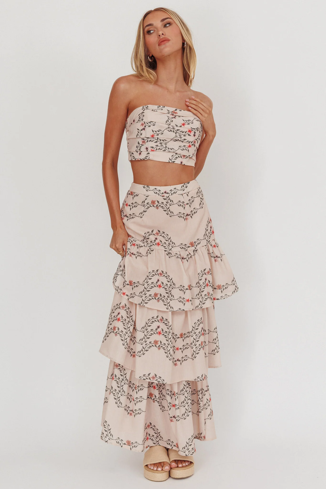 Ezmeralda Tiered Ruffle Maxi Skirt Floral Beige