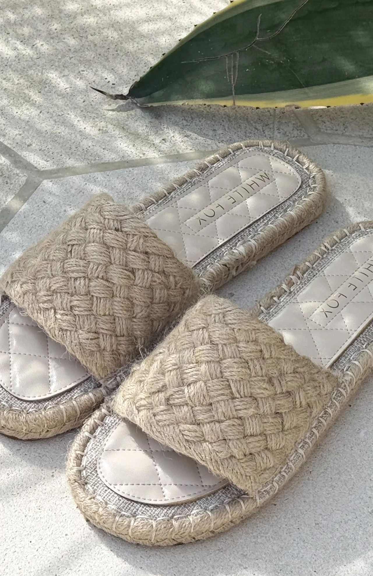 Elijah Sandals Natural Woven