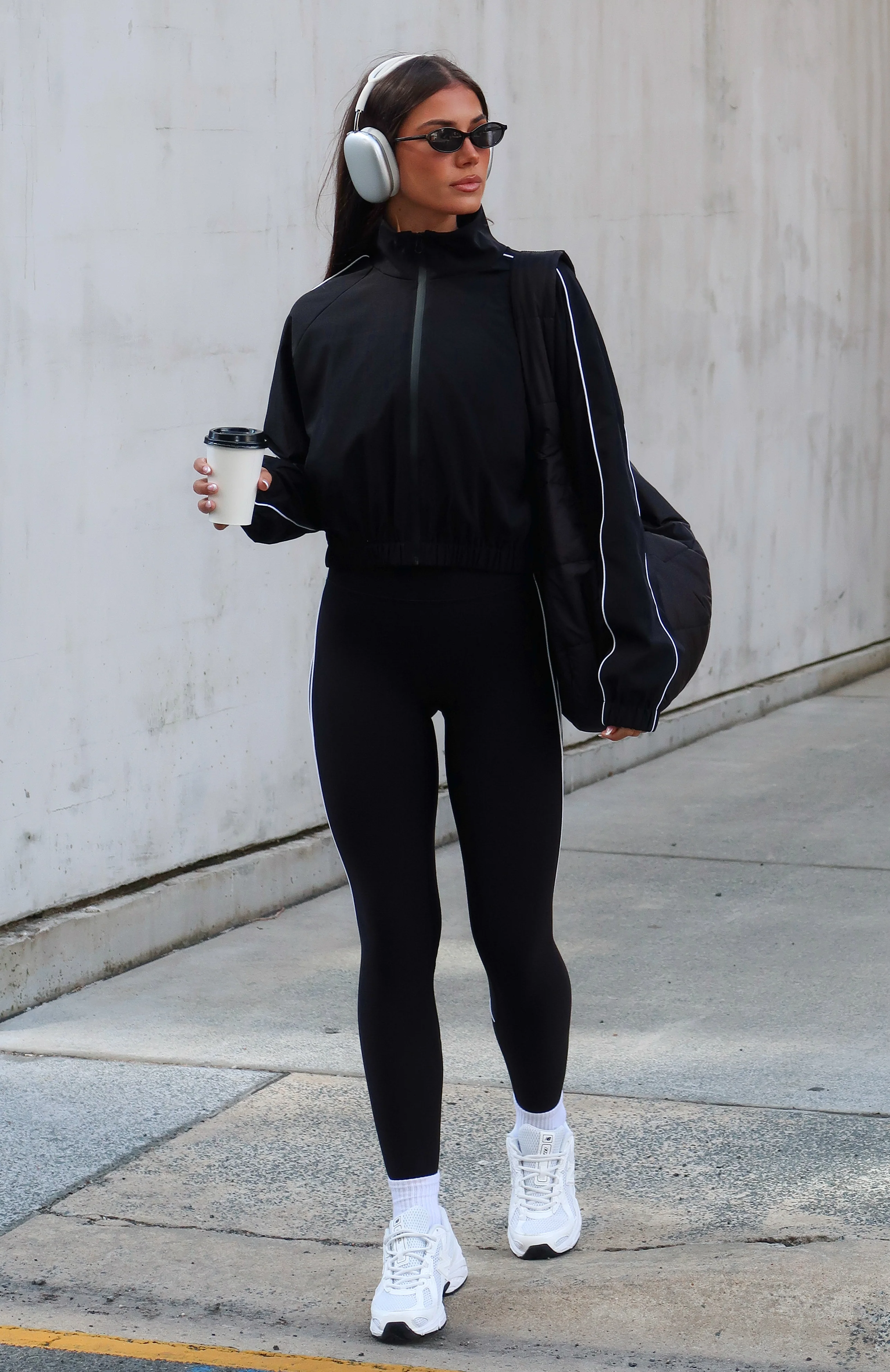 Victory Jacket Black/White