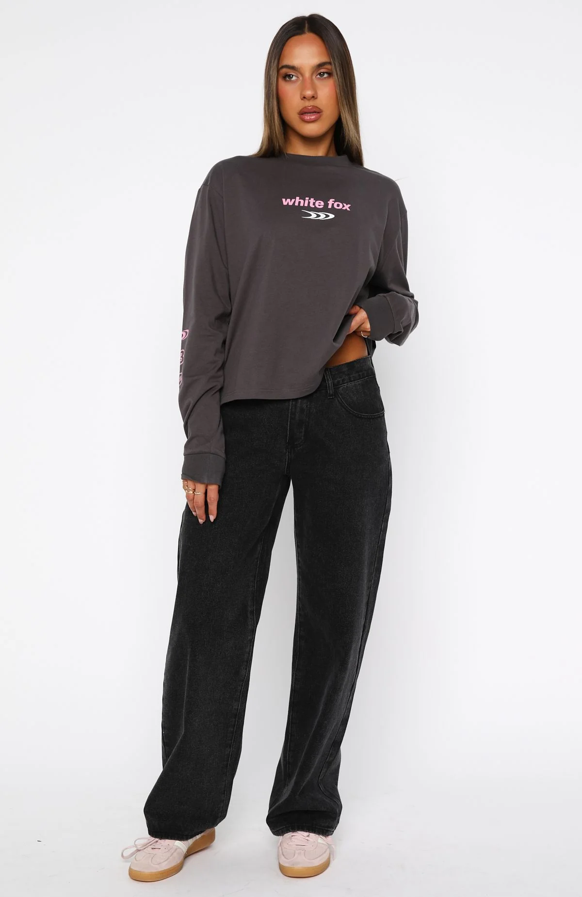 All Around Me Long Sleeve Tee Charcoal