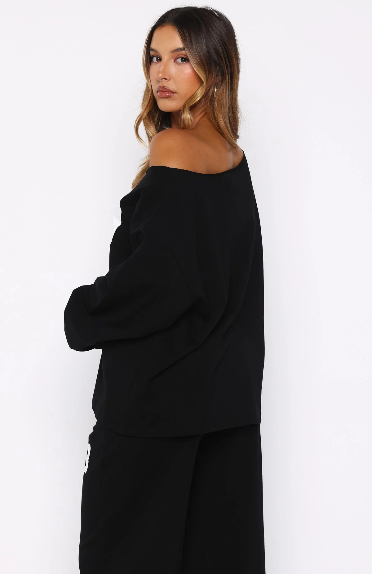 Only One Left Off Shoulder Oversized Long Sleeve Tee Black