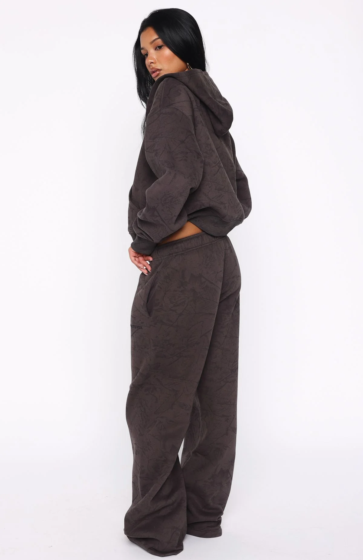 Hiding Away Wide Leg Sweatpants Dark Camo