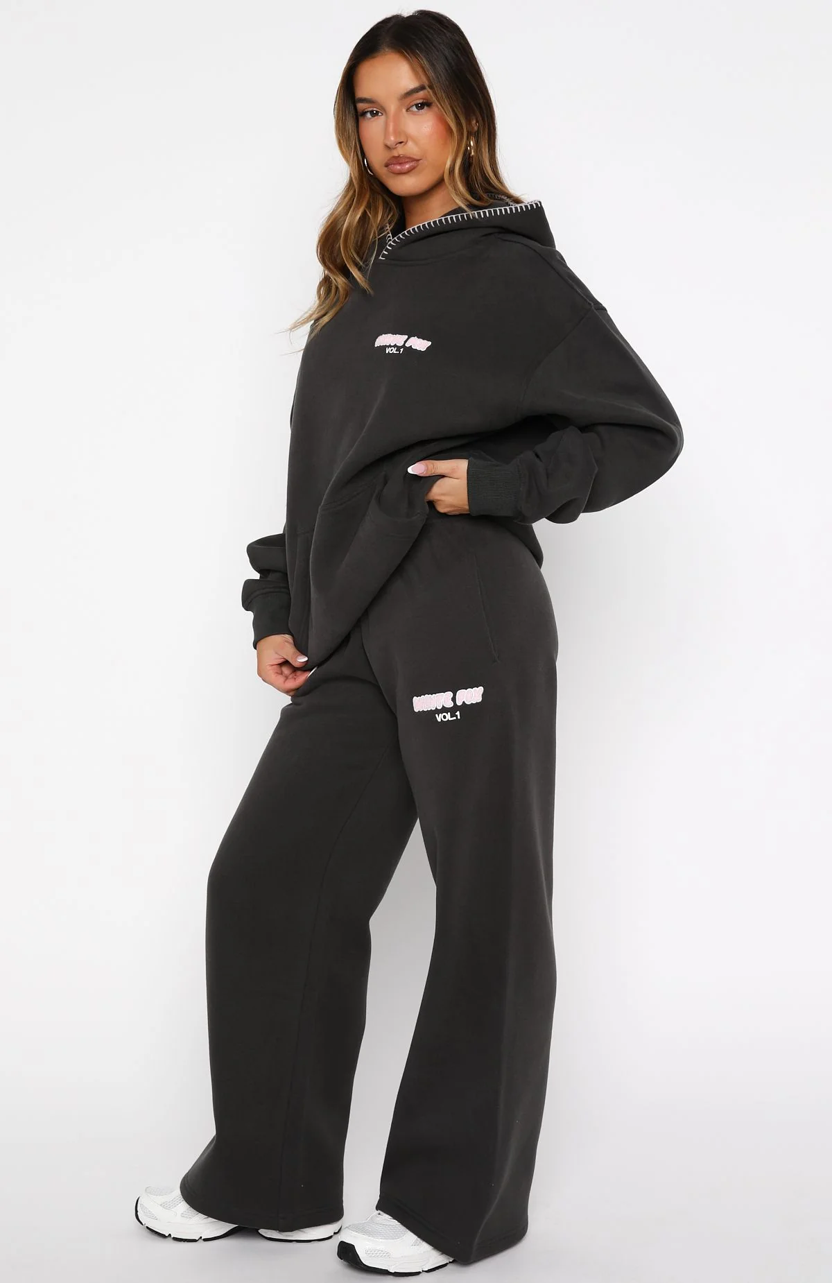 Vol. 1 Wide Leg Sweatpants Charcoal