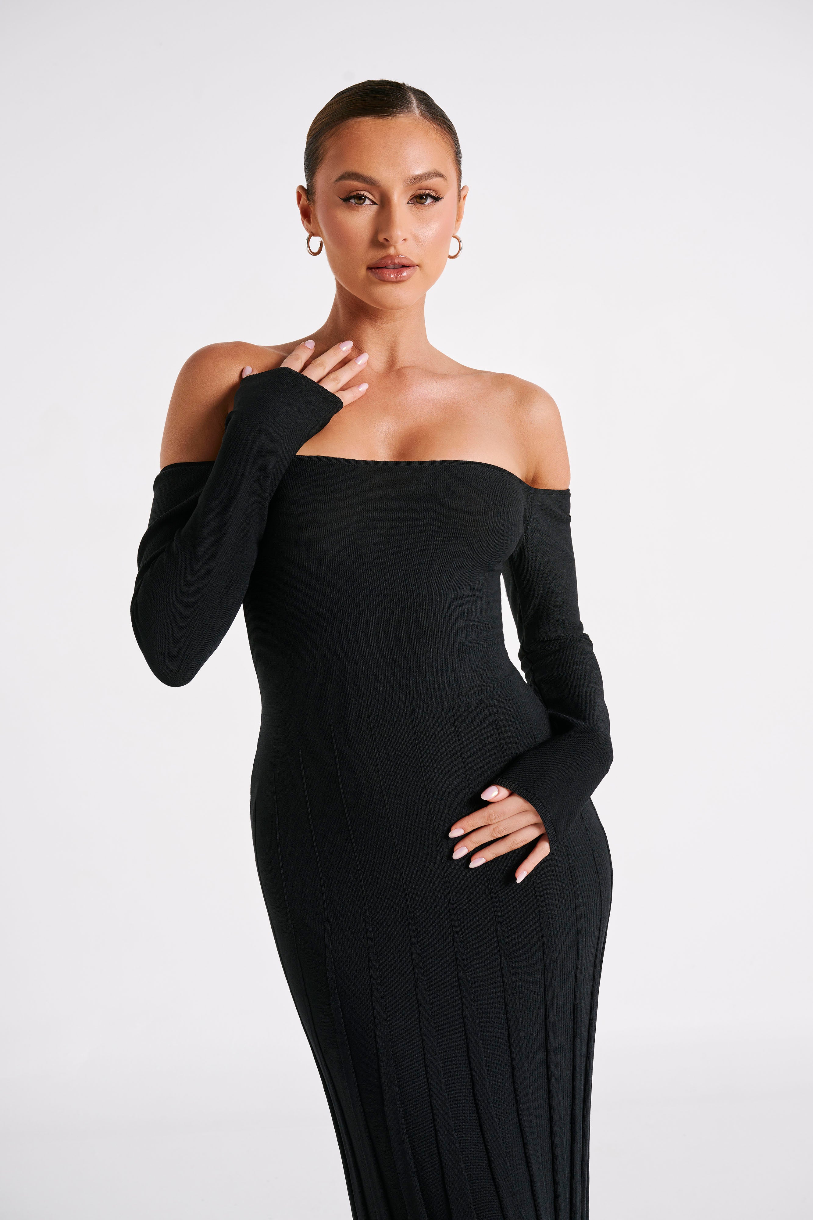 MESHKI Emmeline Long Sleeve Rib Knit Midi Dress - Black