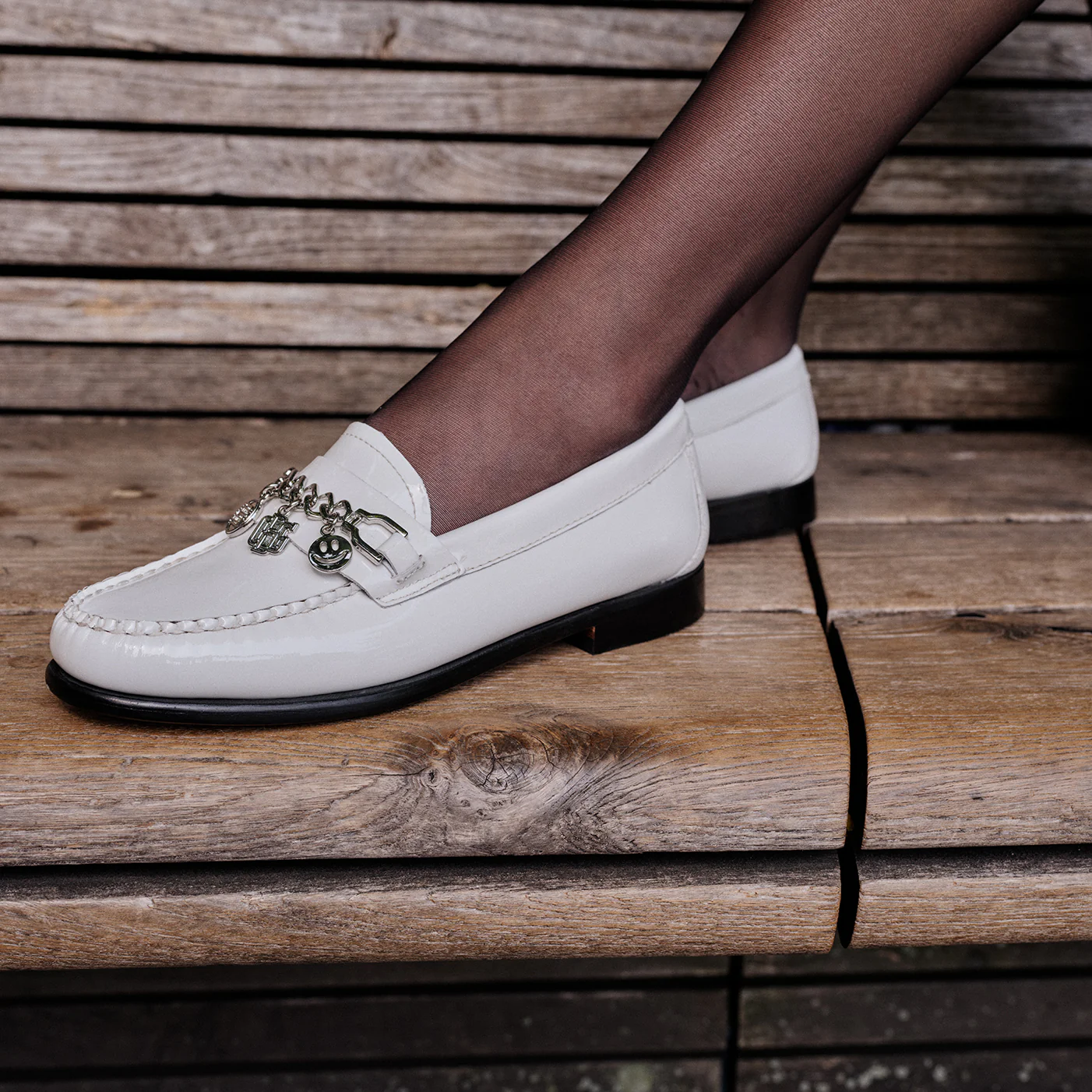 WOMENS WHITNEY CHARM WEEJUNS LOAFER