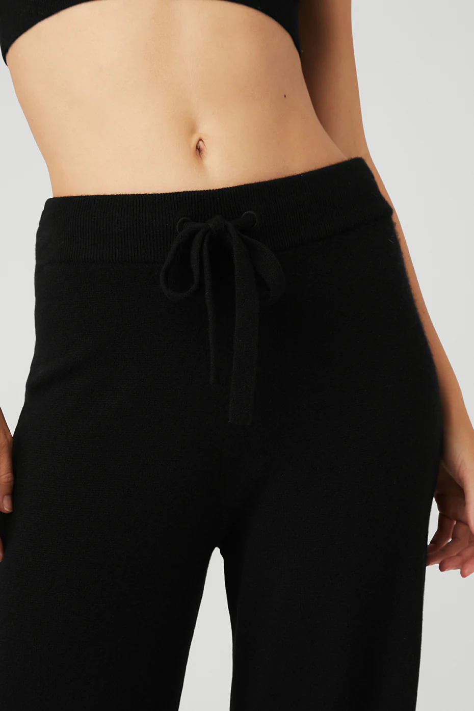 Cashmere High-Waist Jet Set Wide Leg Pant - Black