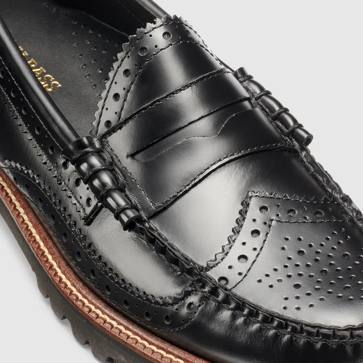 MENS LARSON WINGTIP LUG WEEJUNS LOAFER