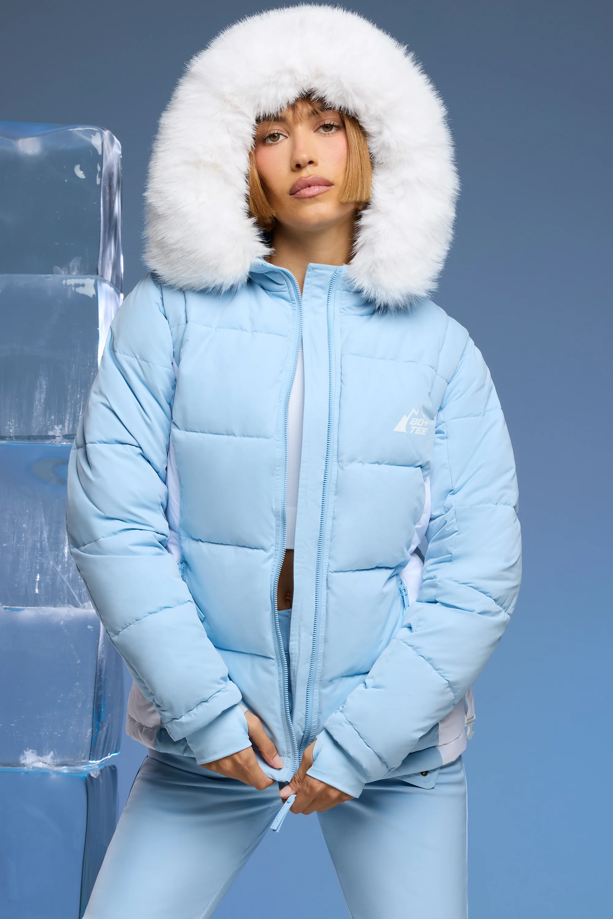 Alpine - Ski Jacket with Detachable Sleeves in Baby Blue