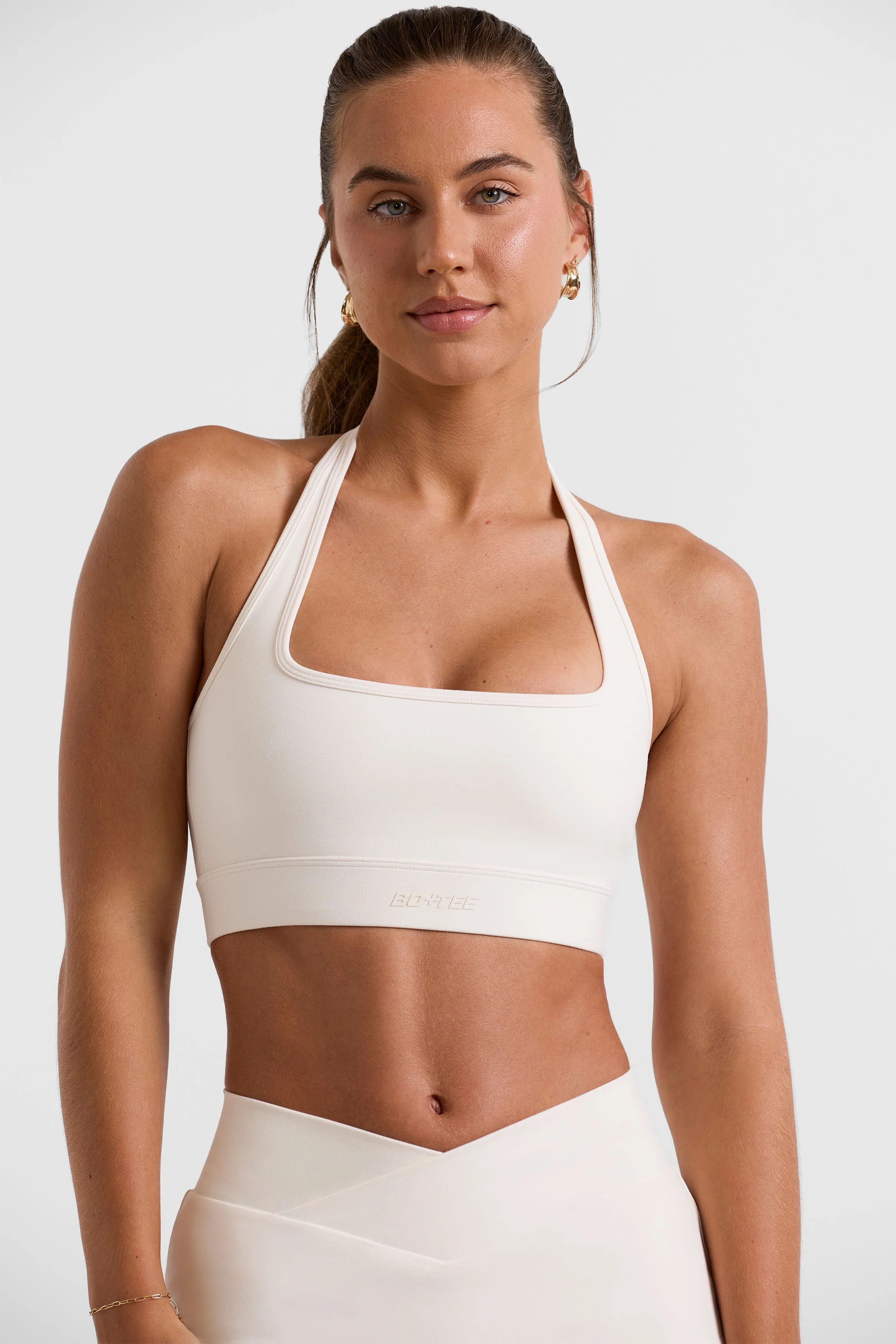 Deuce - Halterneck Crop Top in White