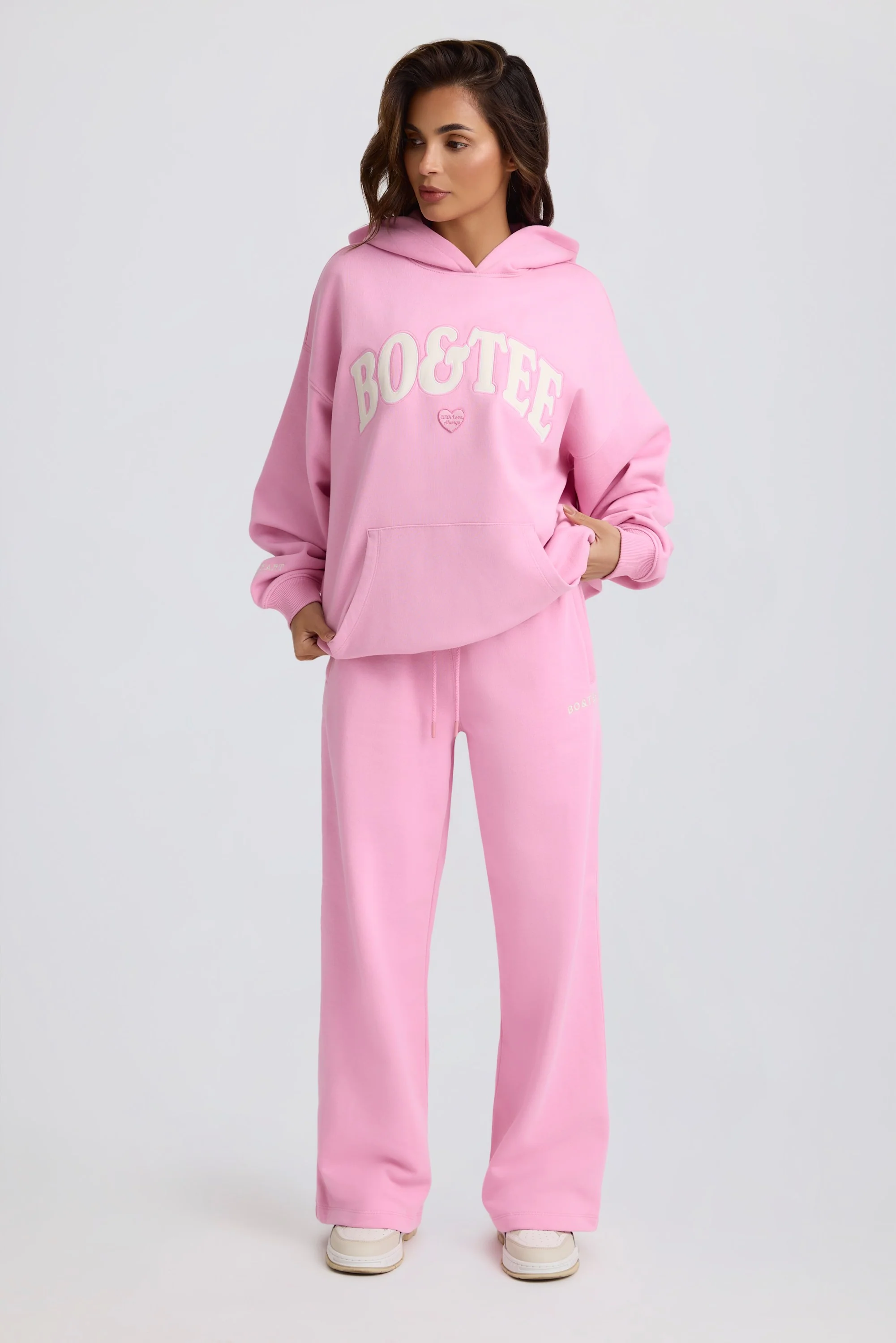 Mid-Rise Wide-Leg Joggers in Baby Pink