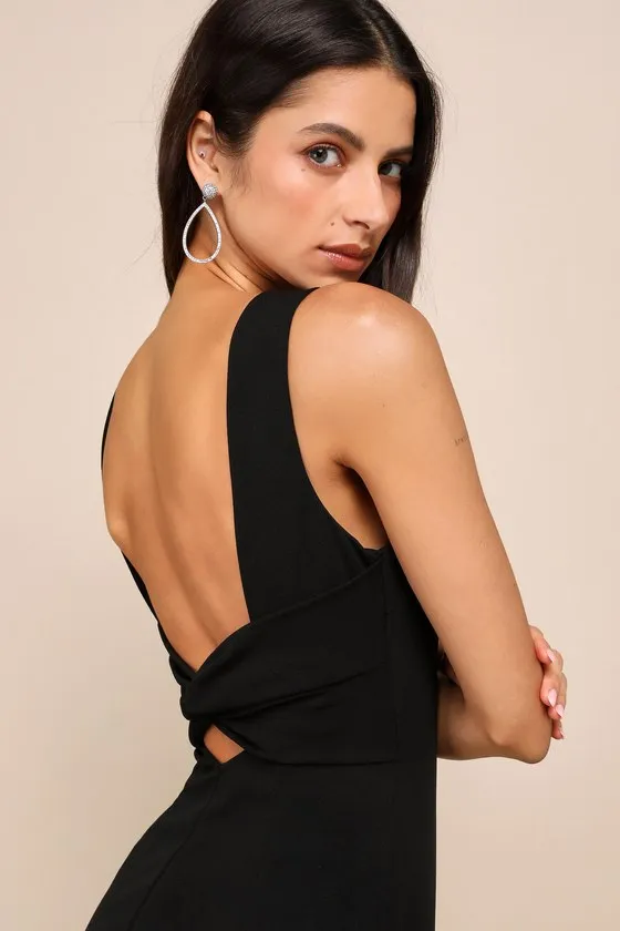 Love In Your Eyes Black Knotted Mermaid Maxi Dress