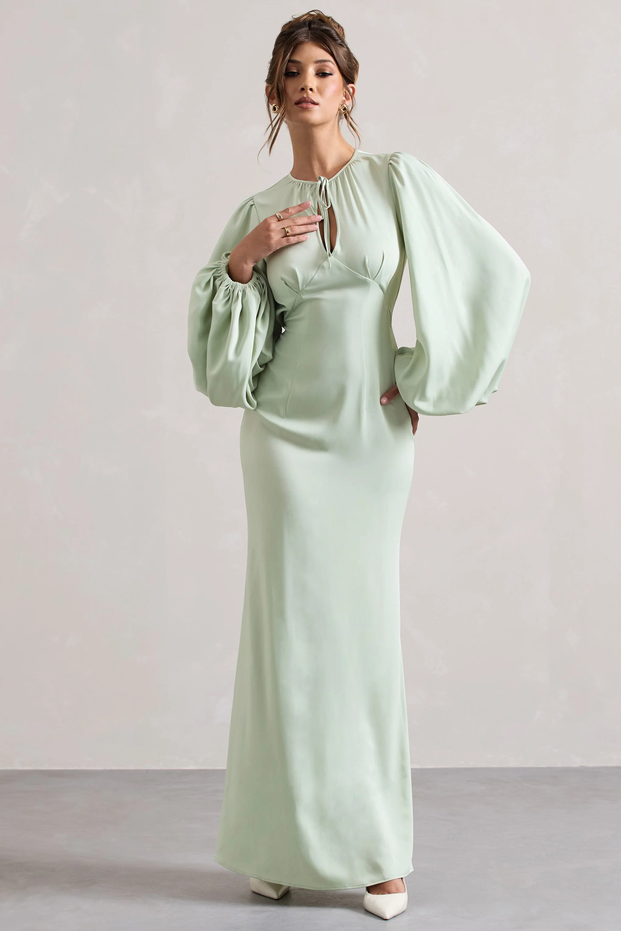 Wild Rose | Light Green Puff-Sleeve Cut-Out Maxi Dress