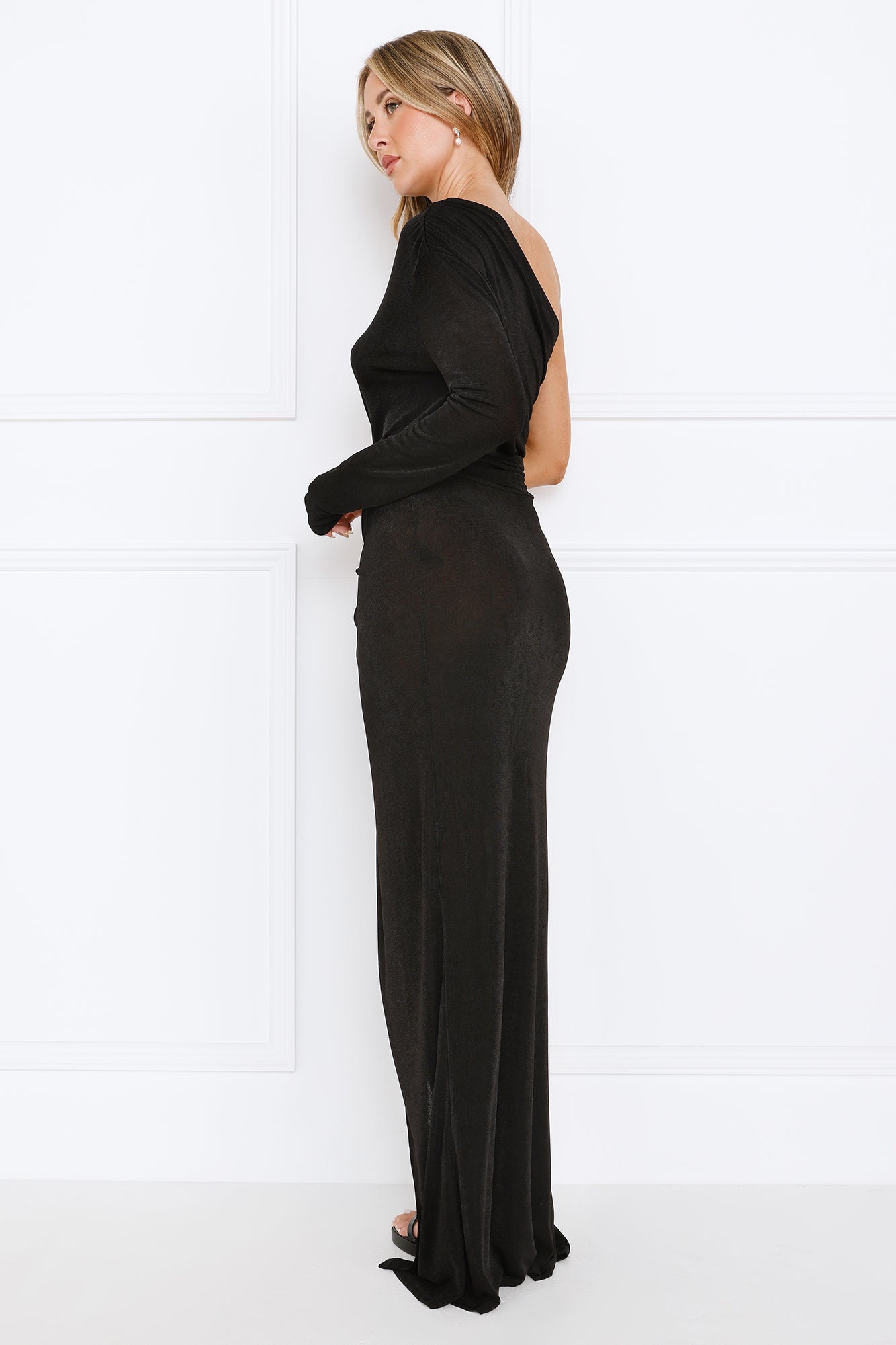 Luxe Atelier One Shoulder Maxi Dress Black