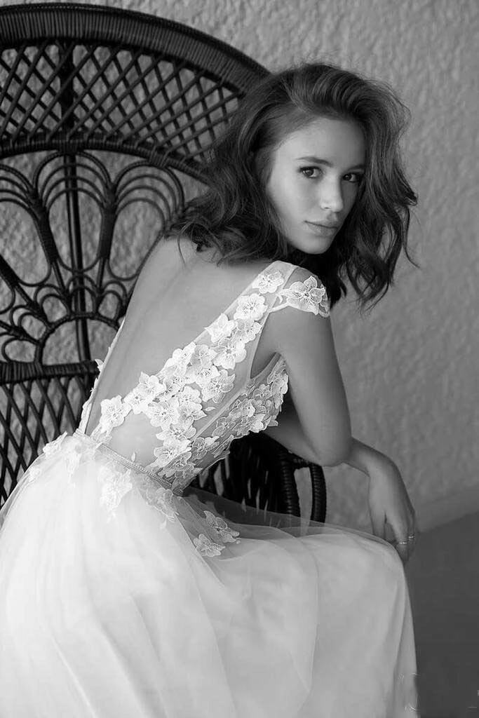 Ivory Cap Sleeve V Neck Wedding Dresses Beach Boho Appliques Bridal Dress KPW0138