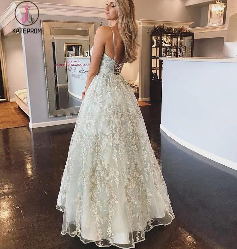 Floor Length Spaghetti Straps Backless Beach Wedding Dress With Appliques KPW0521