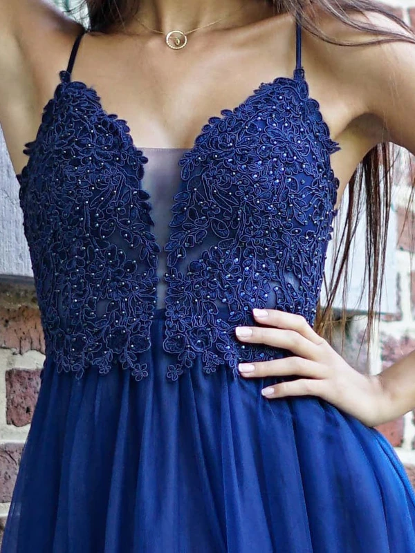 Exquisite Spaghetti Straps A line Prom Dresses Tulle Appliqued Gowns KPP1431