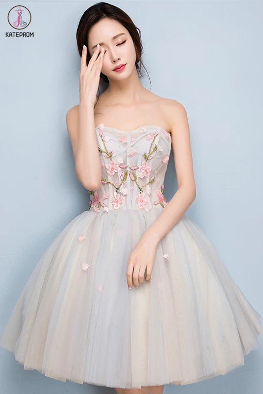 Unique Strapless Tulle Short Homecoming Dress with Appliques, A Line Sweetheart Prom Dress KPH0510
