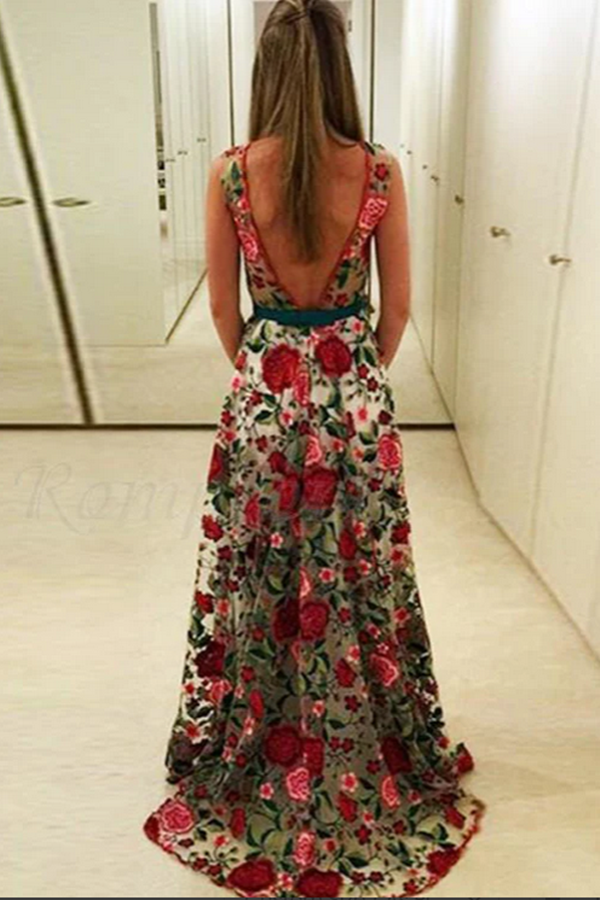 Fabulous Scoop A line Lace Rose Floral Embroidery Long Prom Dresses KPP1629