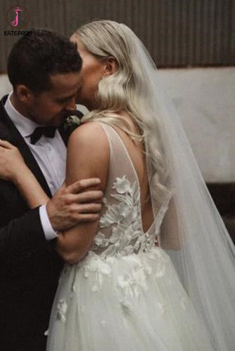 A Line V Neck Sleeveless Tulle Beach Wedding Dress with Lace Appliques KPW0586