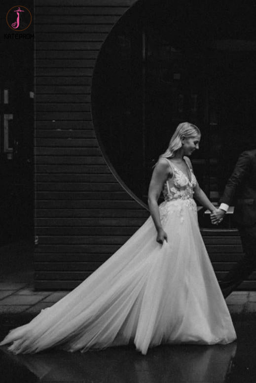 A Line V Neck Sleeveless Tulle Beach Wedding Dress with Lace Appliques KPW0586